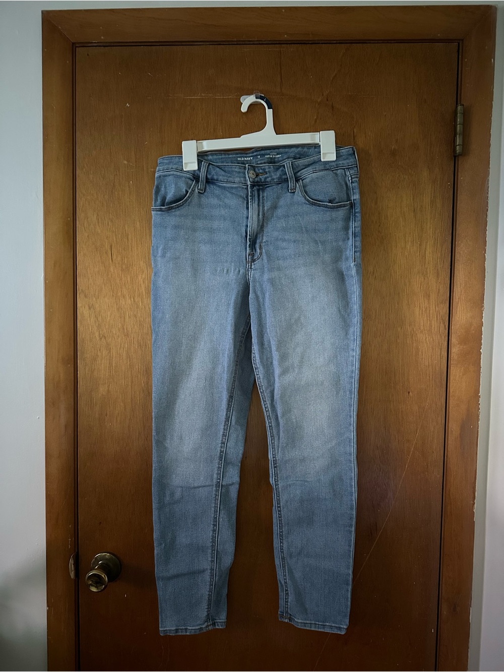 Old Navy Light Blue Skinny Jeans - Women's